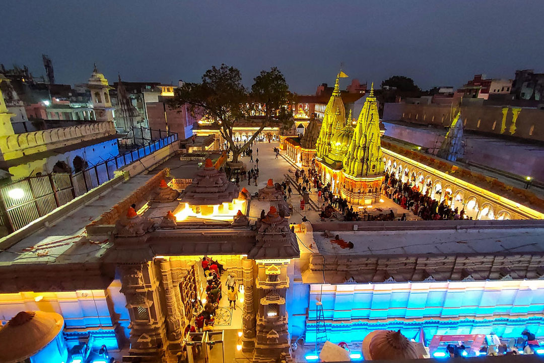 kasi-viswanathar-temple-varanasi-2